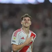River Plate revivi� en el segundo tiempo y derrot� a Independiente