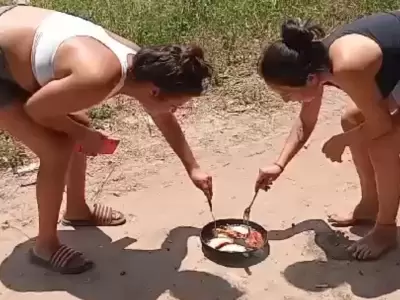 Los chaque�os que cocinan sin gas natural, utilizando el calor del suelo para preparar sus comidas.