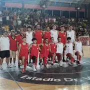 Hurac�n Las Heras tuvo su presentaci�n oficial para la Liga Federal