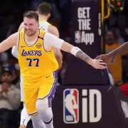 Luka Doncic y un debut so�ado en los Lakers