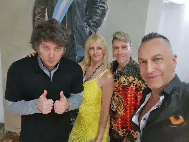 Javier Milei con Roberto Pizza.
