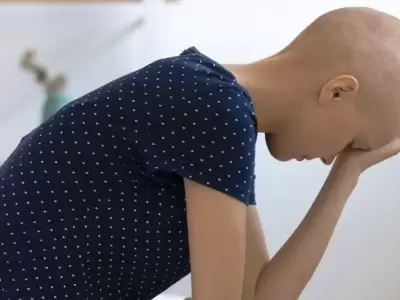El diagn�stico de c�ncer genera un impacto psicol�gico en los pacientes y sus familias,  transformando su realidad emocional.