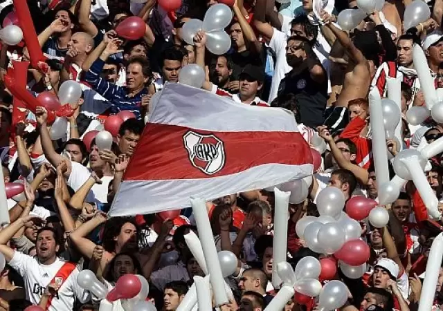 Hinchas de River