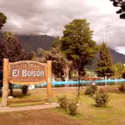 Río Negro anuncia asistencia de $30 millones para cada familia que perdió su casa