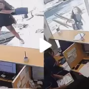�De pel�cula! Mujer destroz� una cl�nica por un ataque de furia