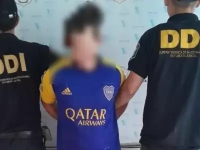 El sujeto detenido por la Polic�a.