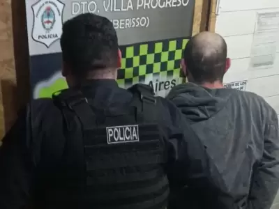 El sujeto fue detenido y alojado en un hospital hasta que se resuelva su situaci�n. (Foto: PFA)