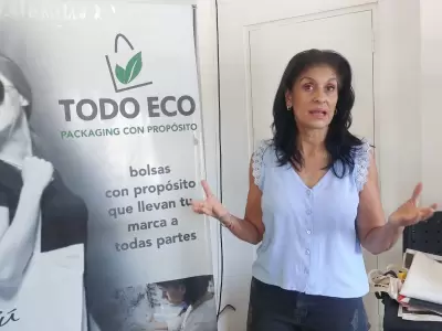 Patricia Vel�zquez se especializa en la fabricaci�n de bolsas ecol�gicas, tanto en dise�os est�ndar como personalizados.