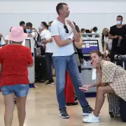 Vacaciones de terror: retenidos, maltratados, encarcelados y deportados