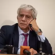 El Gobierno hizo suspender la presentaci�n de un libro contra el Presidente