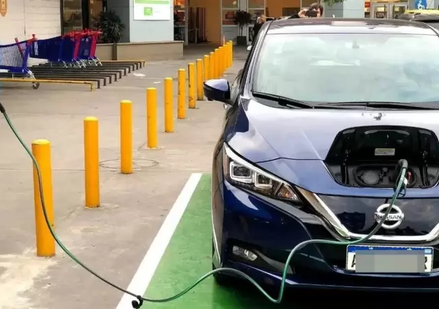 Este 2025 llegar�n al pa�s 50 mil autos el�ctricos.