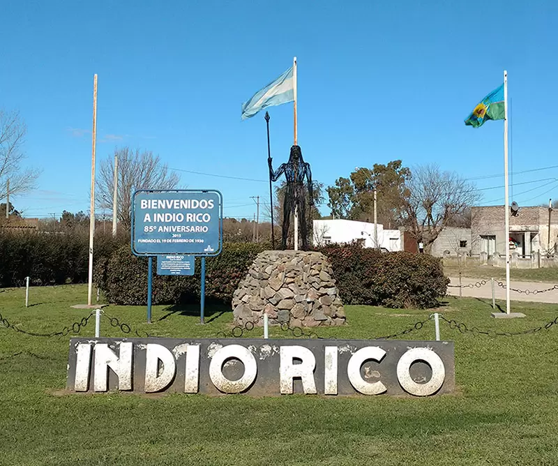 "Indio Rico" corresponde al nombre que recib�a el Cacique Catrillan por los blancos del lugar.
