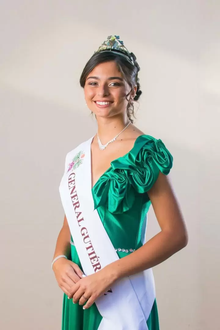 Agustina Trinidad Guidarelli, la nueva reina del departamento de Maip�.