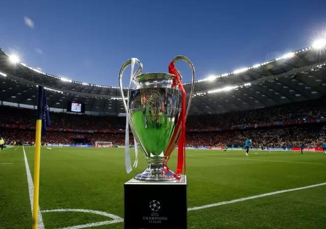 La Champions ingresa en su etapa decisiva.