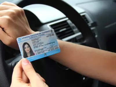 "El cambio que proponemos: si el titular cambia su domicilio, no es necesario que tambi�n lo haga con su licencia de conducir" (G. Cairo)