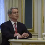 Luis Caputo se reuni� con el secretario del Tesoro de EE.UU. en plena negociaci�n con el FMI