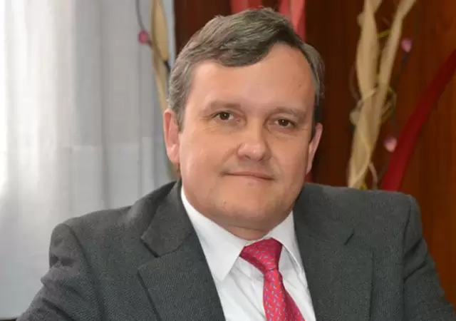 "Durante a�os, en las �ltimas d�cadas, lo �nico que han hecho las empresas p�blicas es dar p�rdidas" (A. Abram)