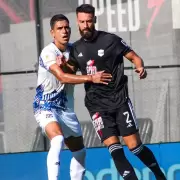 La lesi�n del jugador de Deportivo Riestra que estremece al f�tbol argentino