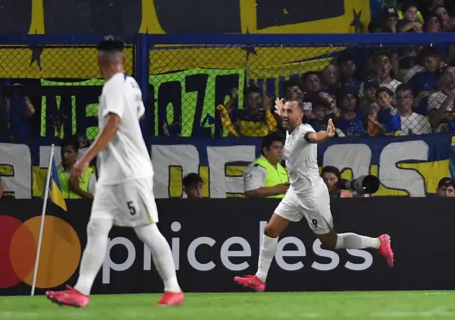 Alianza Lima hizo historia en La Bombonera