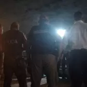 Hombre se atrincher� en Guaymall�n y tom� de reh�n a su padre