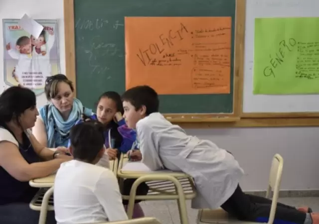 La Educacion Sexual Integral, ESI, en las escuelas, caus� pol�mica en alg�n momento en el que se confundieron tanto los objetivos como los contenidos.