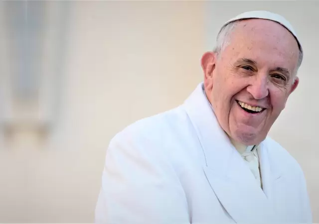Papa Francisco sigue con el tratamiento y mantiene un buen estado de �nimo.