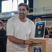 Diego Milito celebr� la Recopa Sudamericana y sue�a con m�s gloria