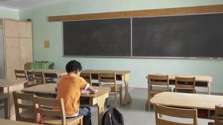 Uno de los grandes problemas de la educaci�n actual es la deserci�n escolar, germen de la delincuencia. (Foto: archivo web)