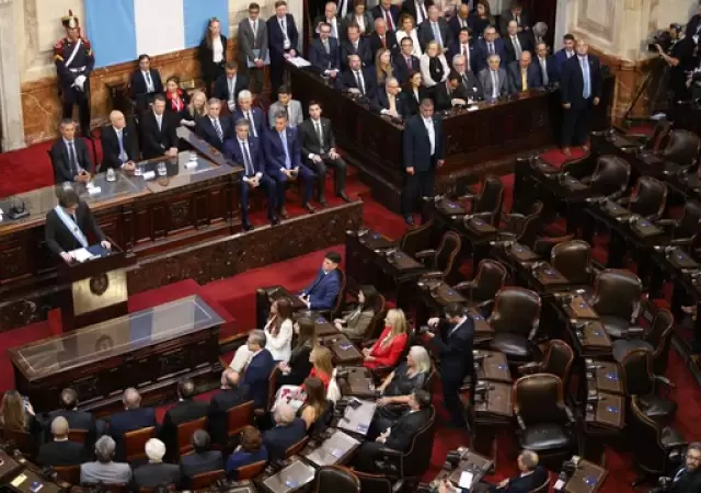 Desaire de un sector de diputados y senadores