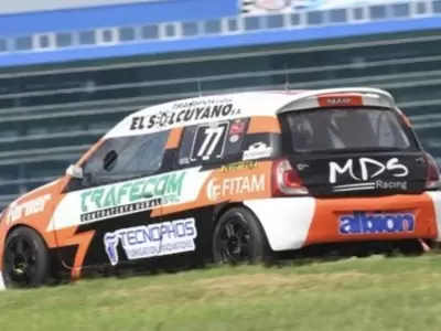 Tom�s Vitar se qued� con el primer puesto en la Clase 3 del Turismo Pista/