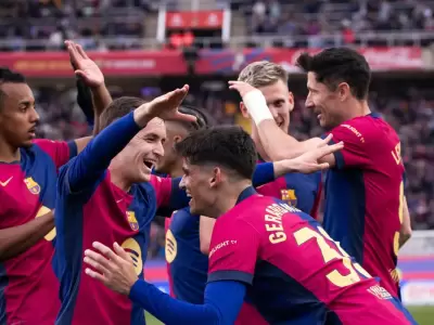 El Barcelona le sac� ventaja al Atl�tico de Madrid y al Real