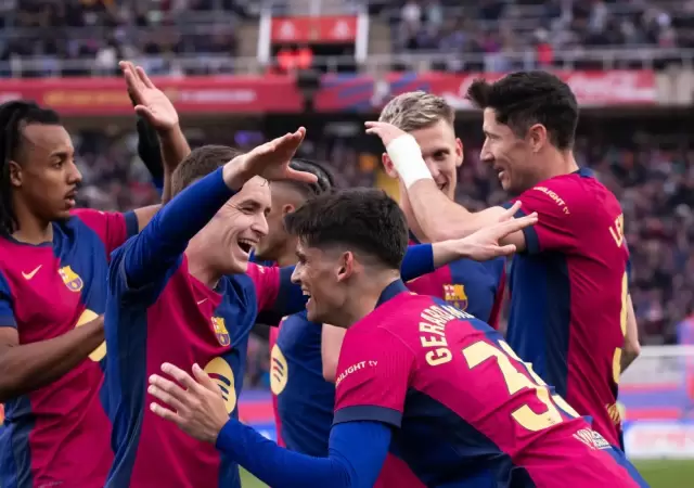 El Barcelona le sac� ventaja al Atl�tico de Madrid y al Real