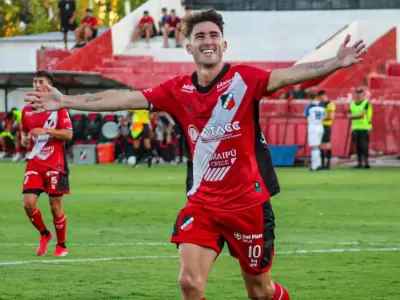 Mansilla festejo su "manso" gol