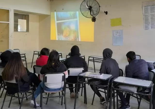 Alumnos de secundaria que adeuden hasta 5 materias tendr�n una nueva oportunidad/