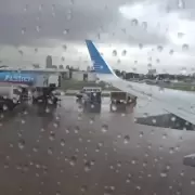 Cuatro horas de demora en los vuelos de Aerol�neas Argentinas por la tormenta