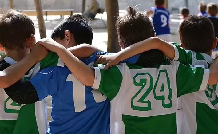 Los clubes de barrio son el embri�n del tejido social