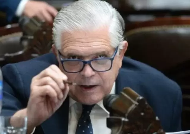 Ricardo L�pez Murphy tendr� un monobloque propio en el Congreso.