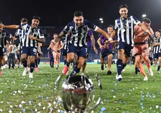 Talleres celebr� ante River Plate