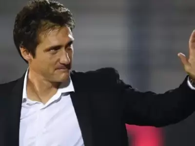 El mellizo Barros Schelotto firmar� con V�lez