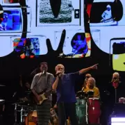 Los Aut�nticos Decadentes hicieron bailar a todos en la Fiesta de la Cosecha