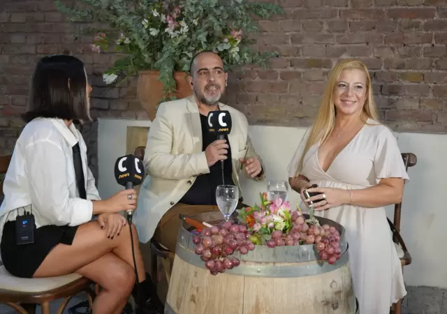 Lourdes Di Silvestri directora periodstica de Grupo Cooperativa, junto a Emilia Iglesias y Gabriel Landart.