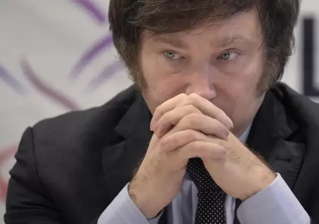 El Presidente estar� monitoreando lo que pasa en Bah�a Blanca/