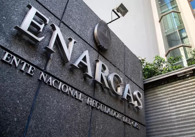 La planta de de gas qued� inundada./
