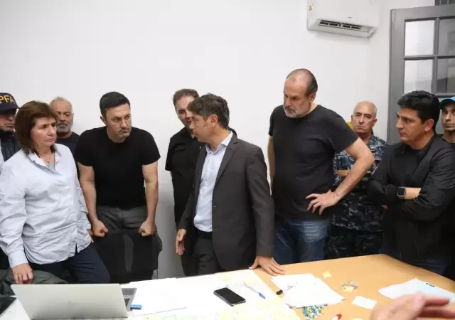 Patricia Bullrich, Luis Petri Axel Kicillof junto a Fernando Susbielles en Bah�a Blanca
