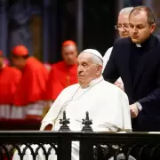 Seg�n el Vaticano, el Papa Francisco "pas� la noche en paz"