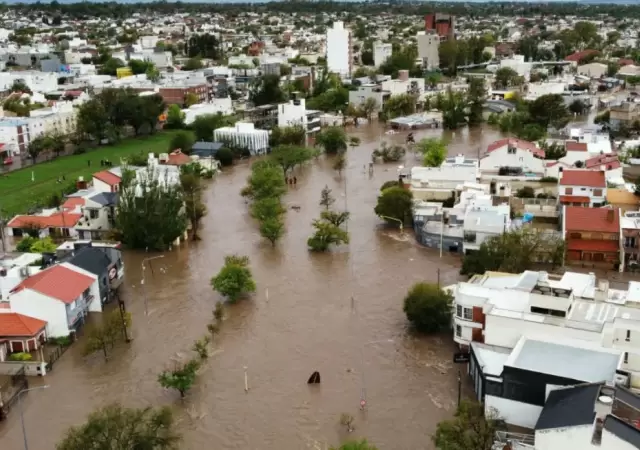 La terrible cat�strofe en Bahia Blanca