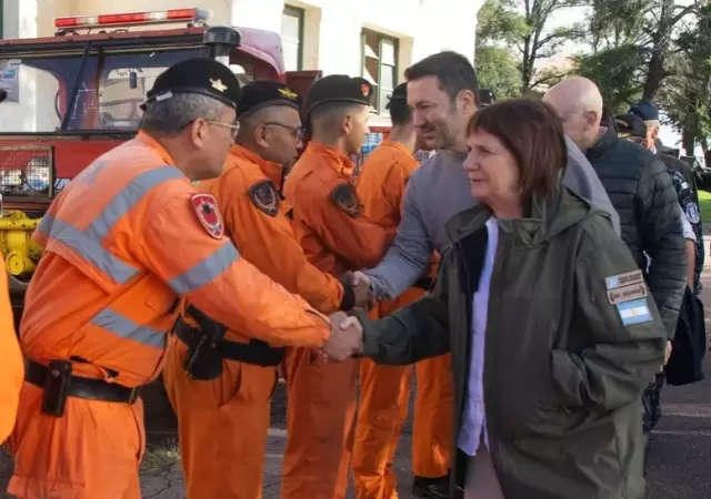 Patricia Bullrich y Luis Petri en Bah�a Blanca/