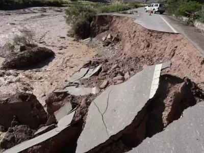 Rutas nacionales y provinciales de Jujuy, Salta y Tucum�n destrozadas por el temporal.