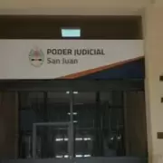 Tres jubilados fueron detenidos y acusados de prostituir y abusar a una adolescente