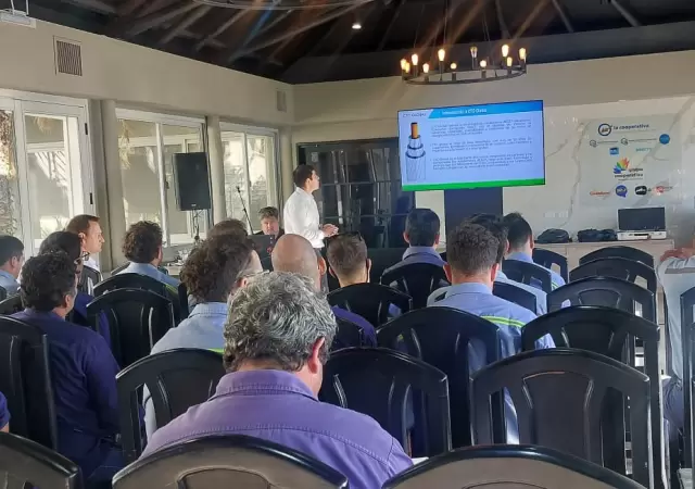 Seminario T�cnico de La Cooperativa, Empresa El�ctrica de Godoy Cruz.